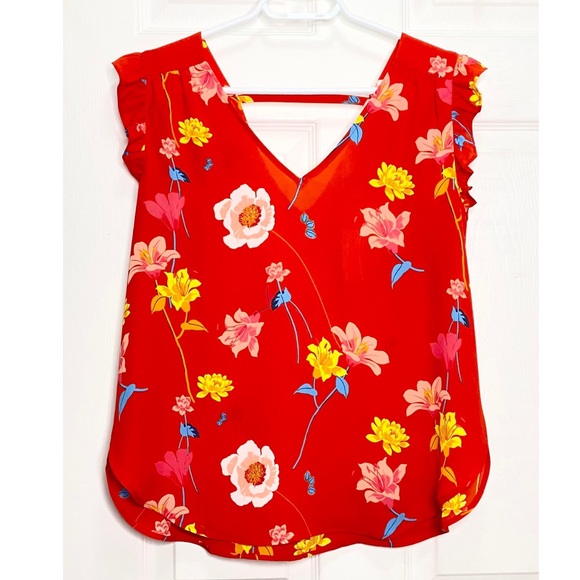 LOFT Tops - Lily Bar Back Flutter Shell